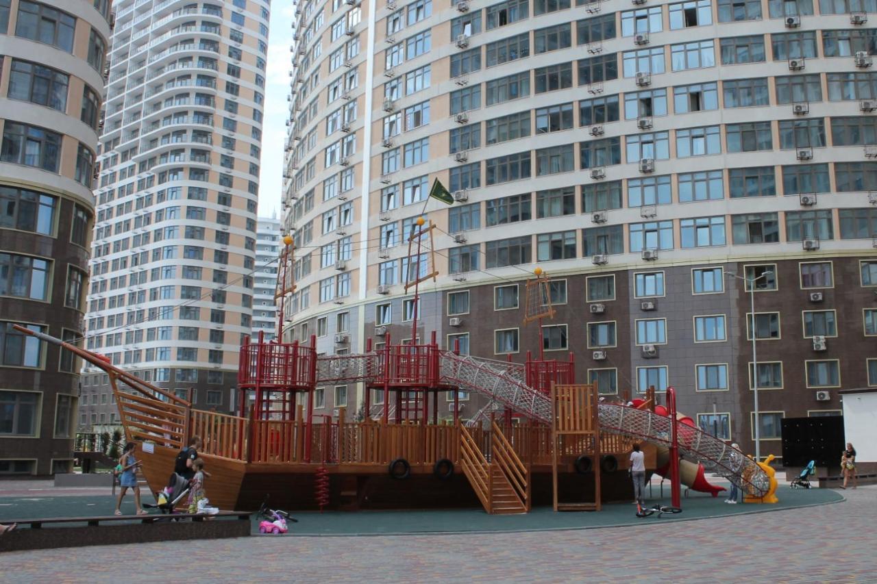 Sea View Sky 15 Apartments Odessa Eksteriør billede